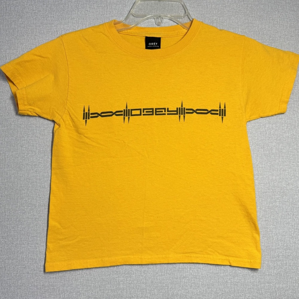 OBEY Shirt Womens XS Yellow Crew Neck‎ Short Sleeve Graphic Tee Top Streetwear